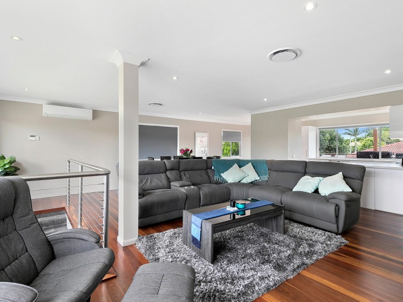4 Aleon Crescent, Ormiston QLD 4160