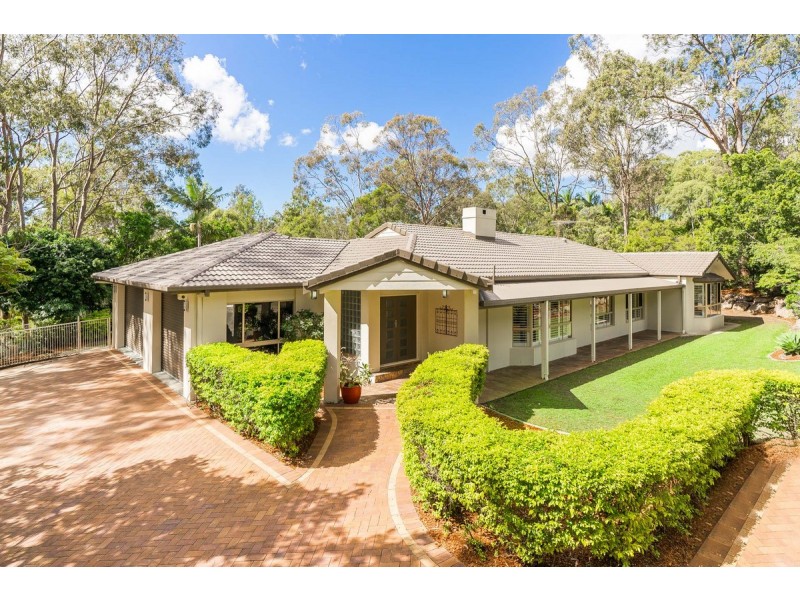 6 Beaton Court, Ormeau QLD 4208