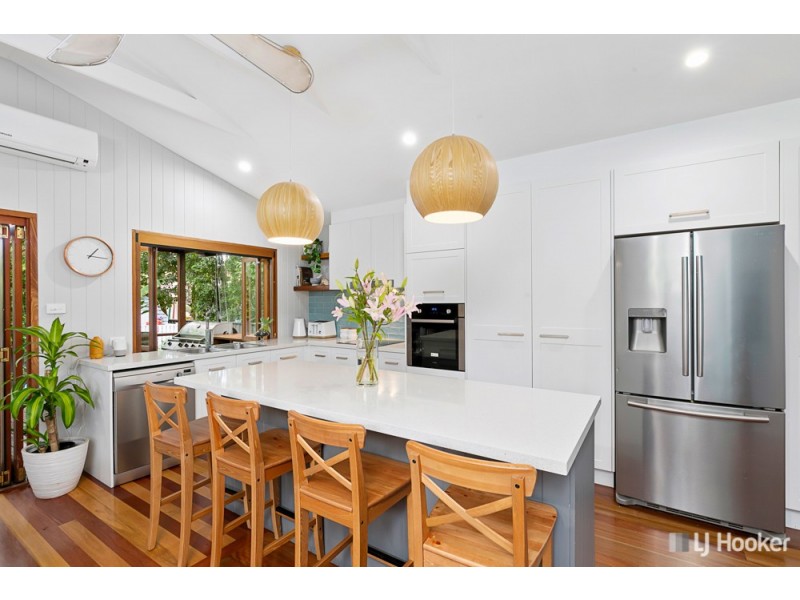 92 Thomas Street, Birkdale QLD 4159