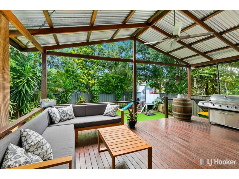 92 Thomas Street, Birkdale QLD 4159