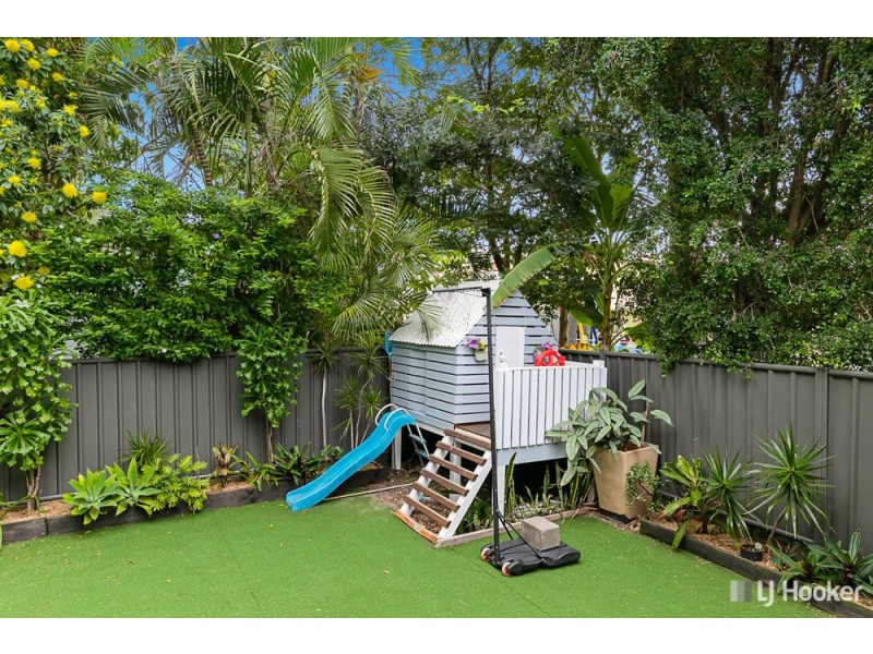 92 Thomas Street, Birkdale QLD 4159