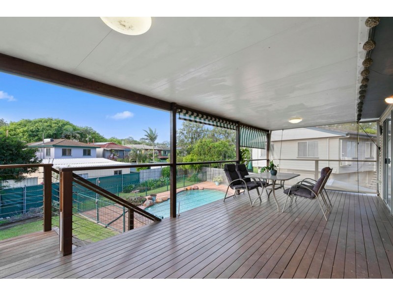 10 Eccles Street, Wynnum West QLD 4178