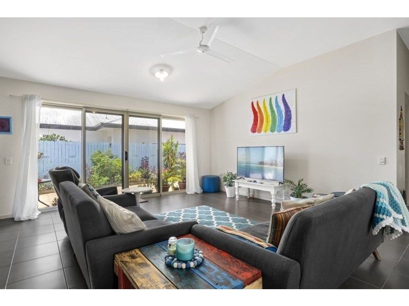 1 Sapphire Court, Beerwah QLD 4519