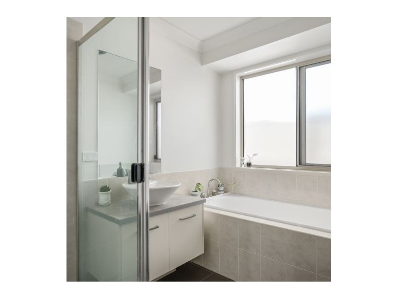 1 Sapphire Court, Beerwah QLD 4519