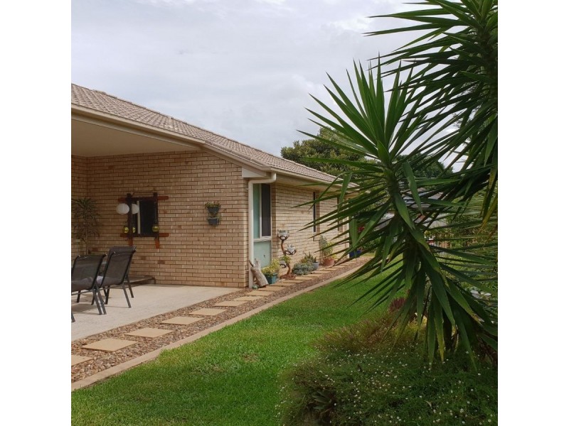 1 Sapphire Court, Beerwah QLD 4519