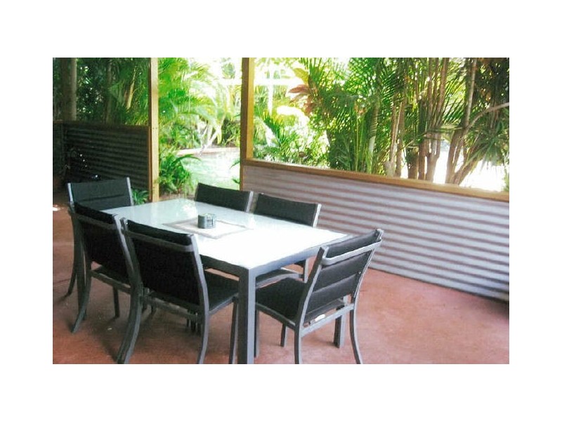 6 Oceanic Street, Wellington Point QLD 4160