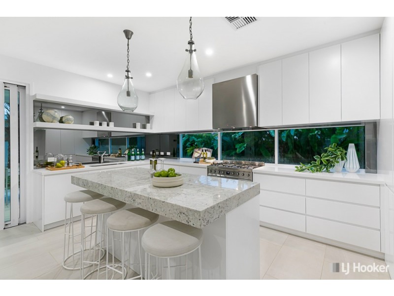 148 Shore Street North, Cleveland QLD 4163