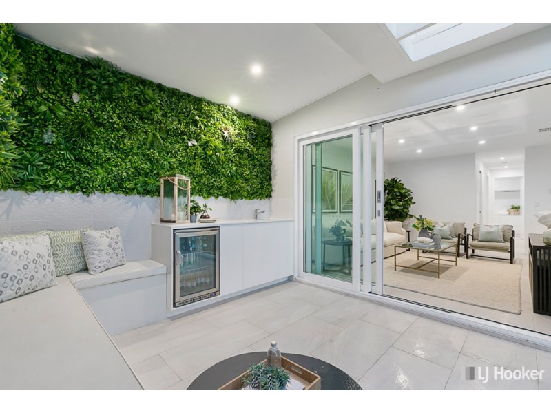 148 Shore Street North, Cleveland QLD 4163