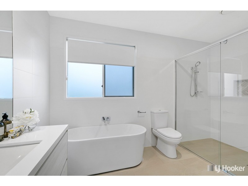 148 Shore Street North, Cleveland QLD 4163