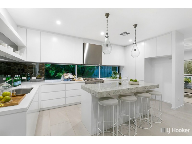 148 Shore Street North, Cleveland QLD 4163