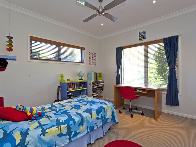 31 Jacob Street, Wellington Point QLD 4160