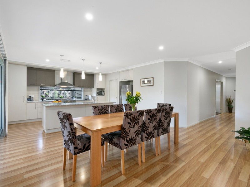 25 Brindabella Circuit, Thornlands QLD 4164