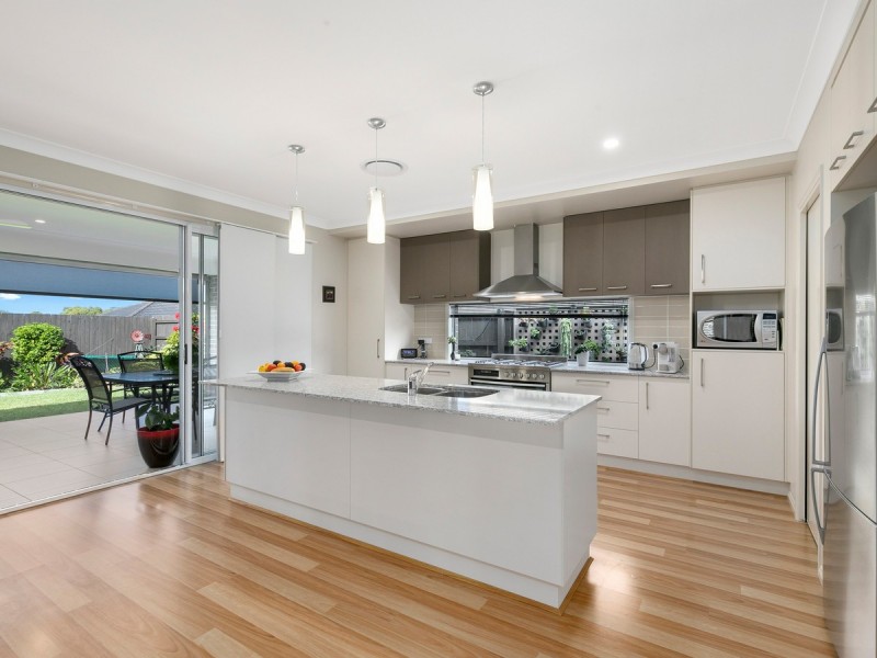 25 Brindabella Circuit, Thornlands QLD 4164