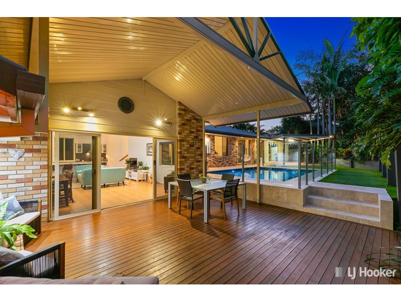 4 Queensbury Court, Wellington Point QLD 4160