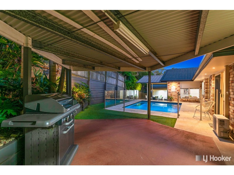4 Queensbury Court, Wellington Point QLD 4160