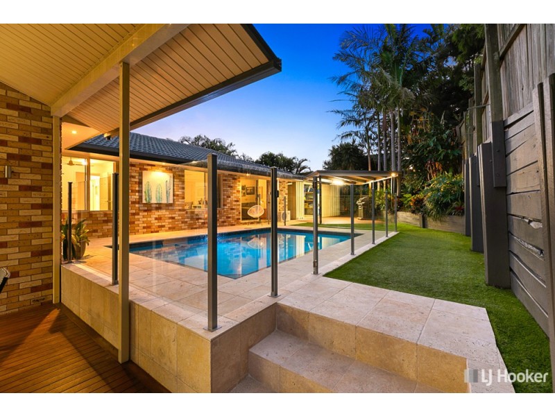 4 Queensbury Court, Wellington Point QLD 4160