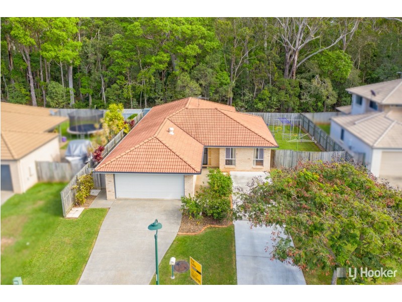 16 Green Place, Redland Bay QLD 4165