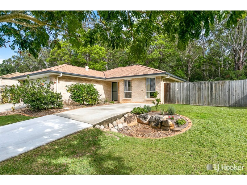 16 Green Place, Redland Bay QLD 4165