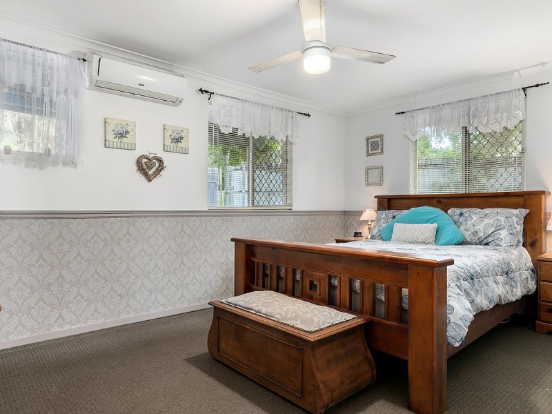 22 Meredith Place, Redland Bay QLD 4165