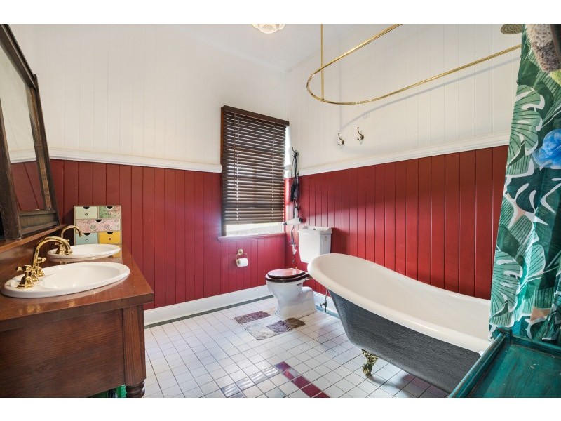 122 Queensport Road, Murarrie QLD 4172