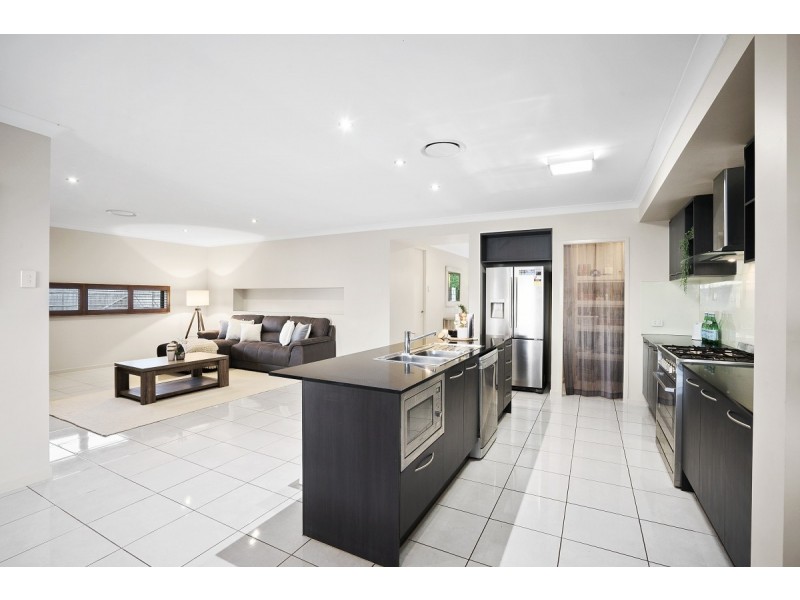 28 Bonato Road, Glass House Mountains QLD 4518