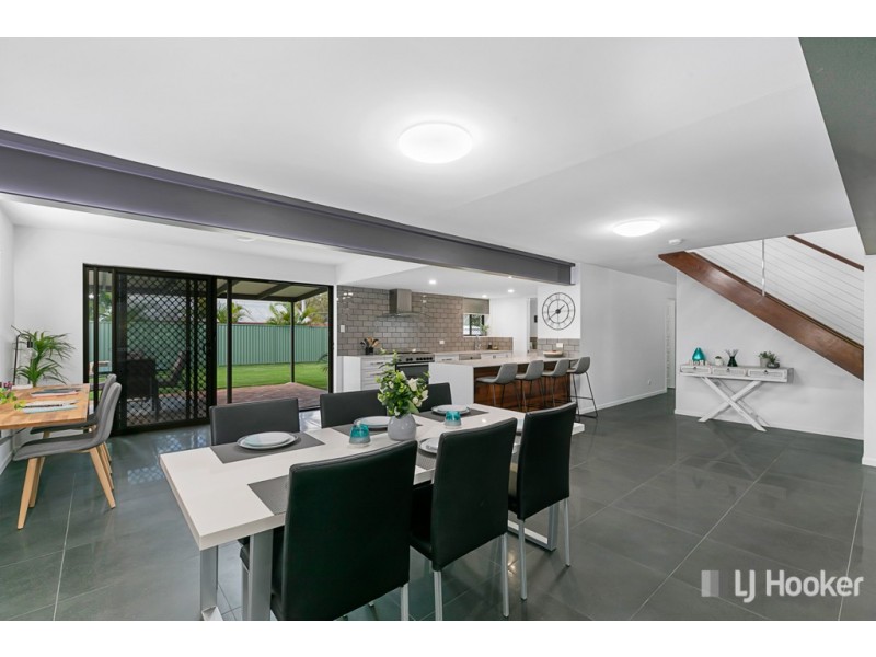 5 Robin Parade, Victoria Point QLD 4165