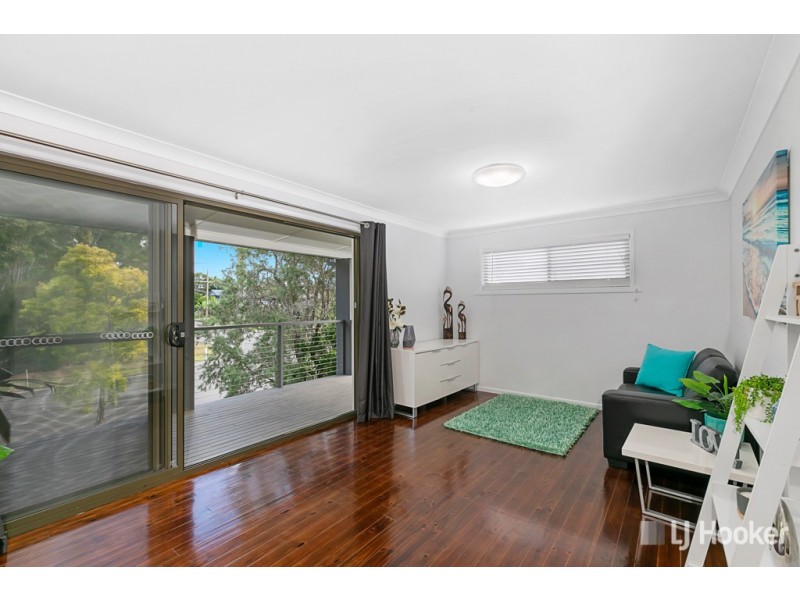 5 Robin Parade, Victoria Point QLD 4165