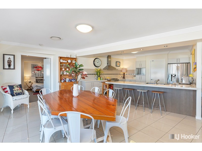 16 Sequoia Street, Thornlands QLD 4164