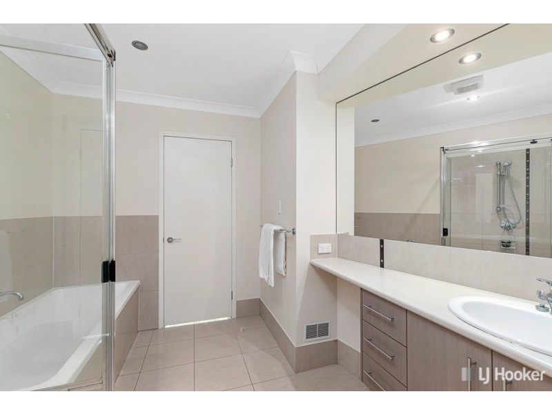 16 Sequoia Street, Thornlands QLD 4164