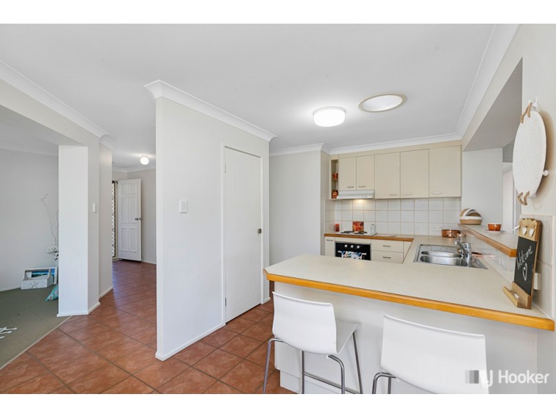 6 Sweetlip Court, Birkdale QLD 4159