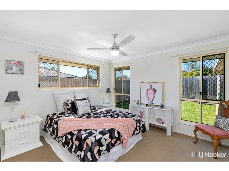 6 Sweetlip Court, Birkdale QLD 4159
