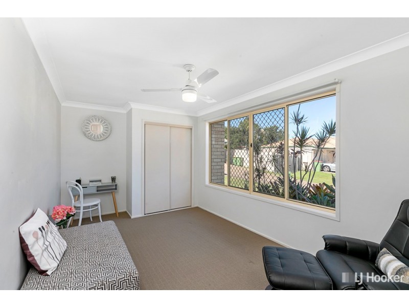 6 Sweetlip Court, Birkdale QLD 4159