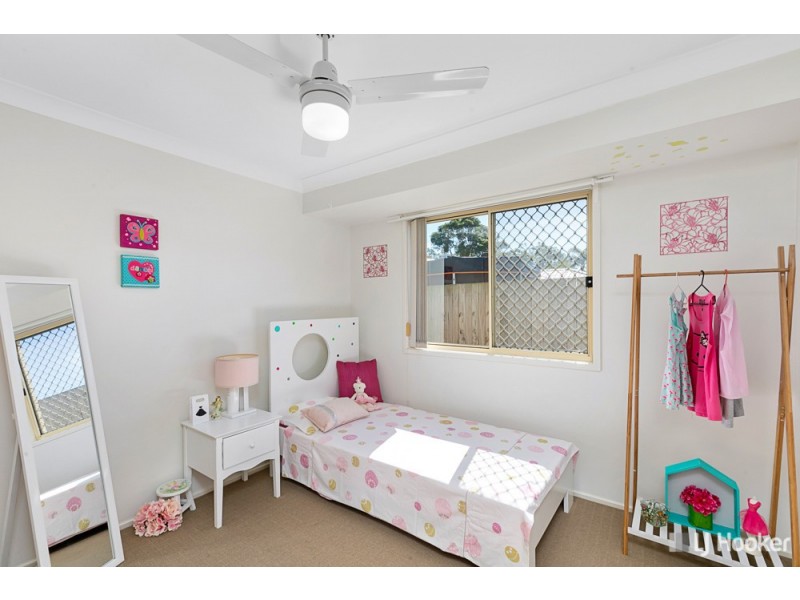 6 Sweetlip Court, Birkdale QLD 4159