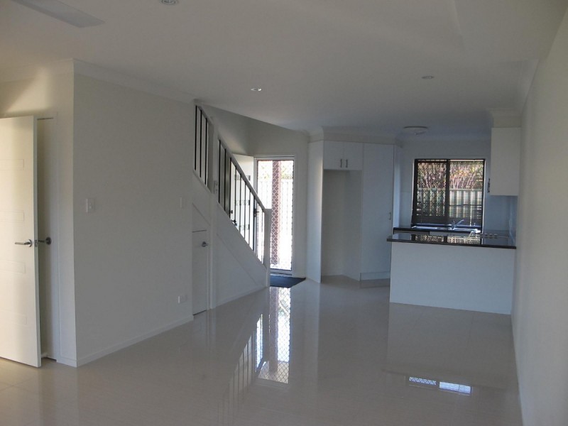 2/17 Channel Street, Cleveland QLD 4163