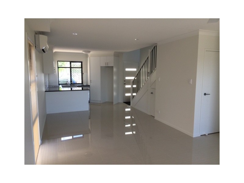 2/17 Channel Street, Cleveland QLD 4163