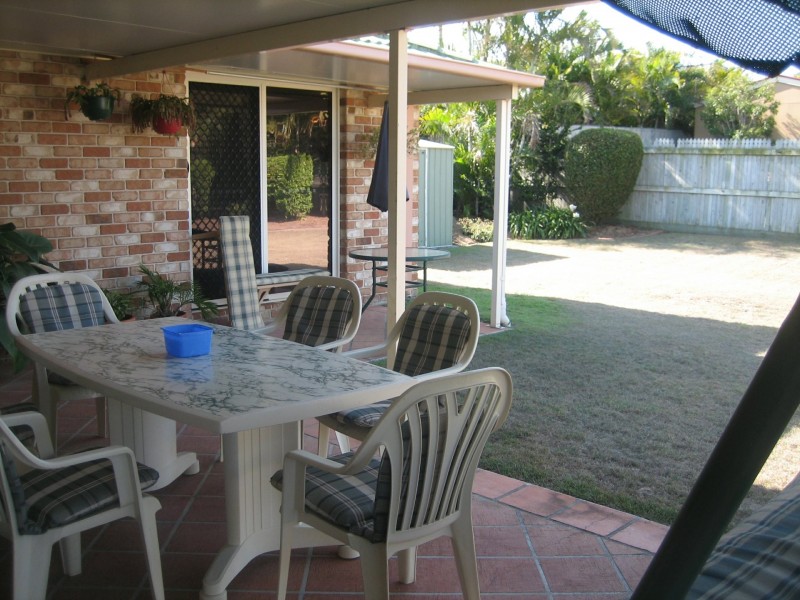 17 Banstead Street, Birkdale QLD 4159