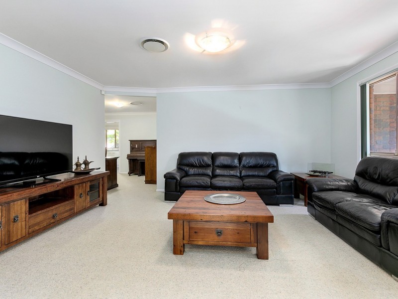 2 Horton Place, Wellington Point QLD 4160