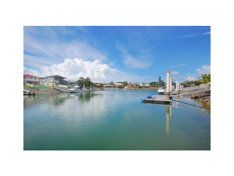 17 Caravel Court, Raby Bay QLD 4163