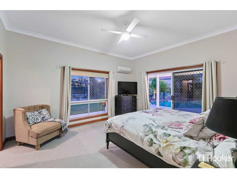 5 Catherine Street, Birkdale QLD 4159