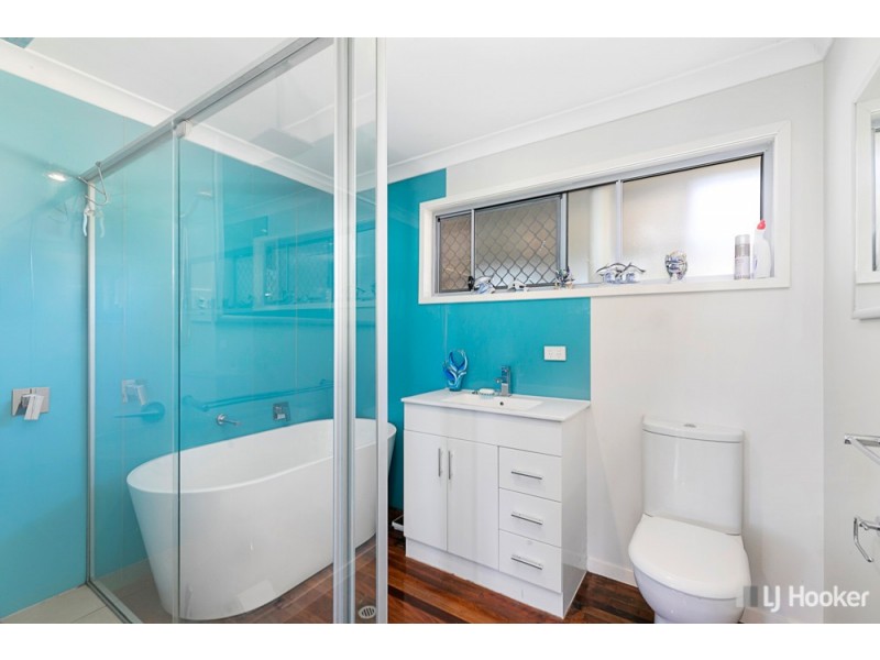 23 Mond Street, Thorneside QLD 4158