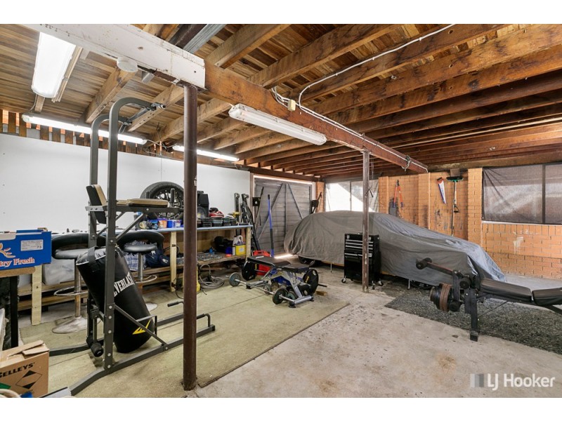 23 Mond Street, Thorneside QLD 4158