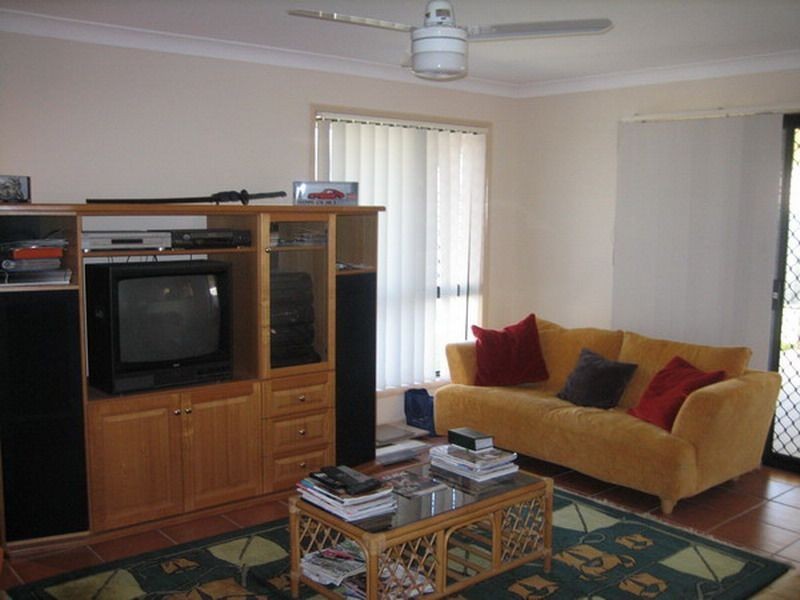 20 Burkett Crescent, Victoria Point QLD 4165