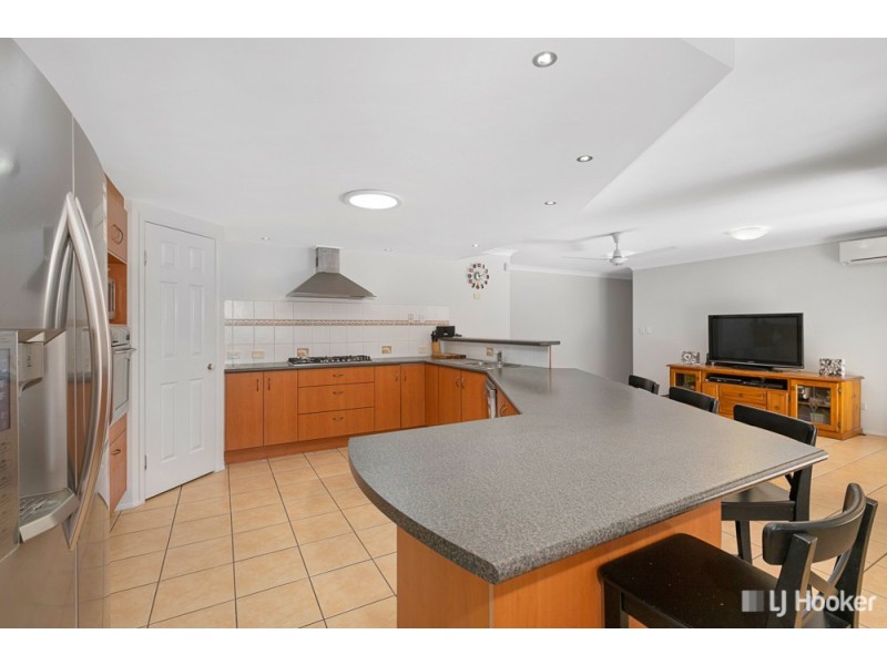 3 Potts Place, Redland Bay QLD 4165