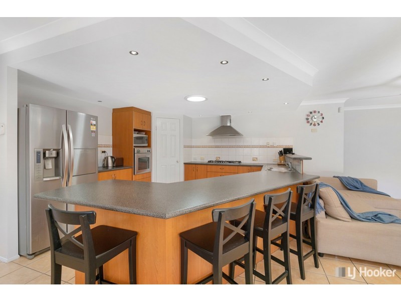 3 Potts Place, Redland Bay QLD 4165