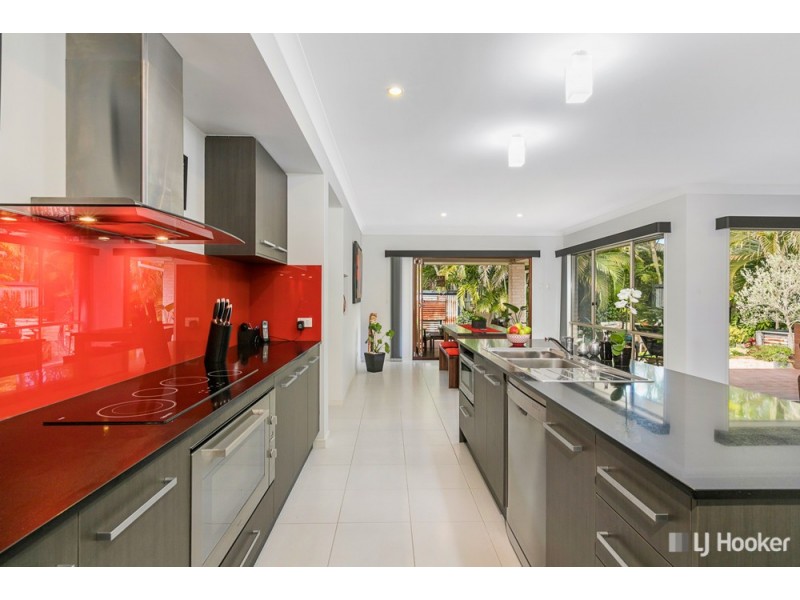 38 Parkgrove Street, Birkdale QLD 4159