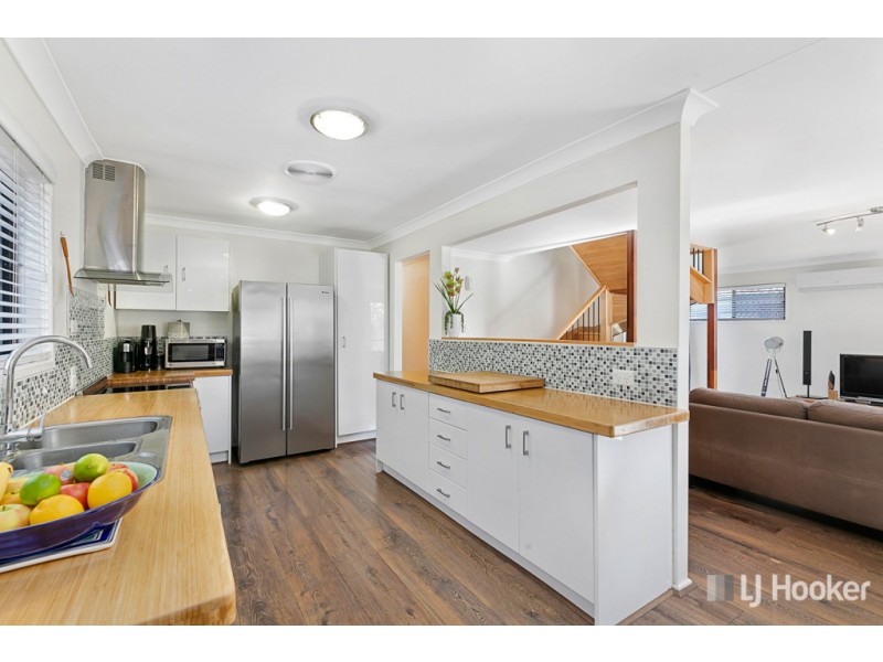 8 Roy Street, Thorneside QLD 4158