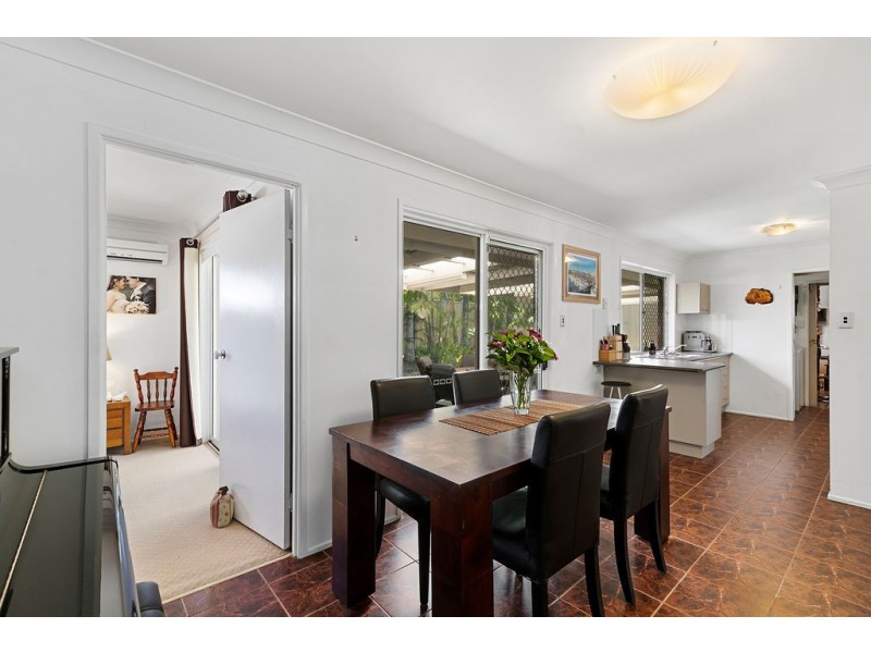 2 Gardenia Drive, Birkdale QLD 4159