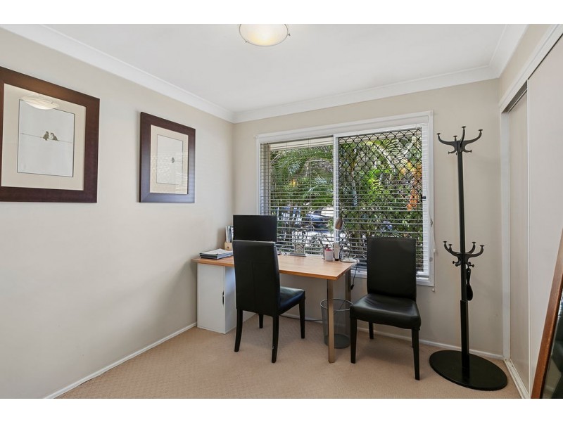 2 Gardenia Drive, Birkdale QLD 4159