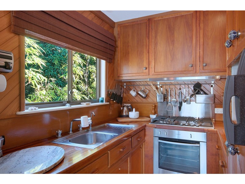 16 Browning Street, Russell Island QLD 4184