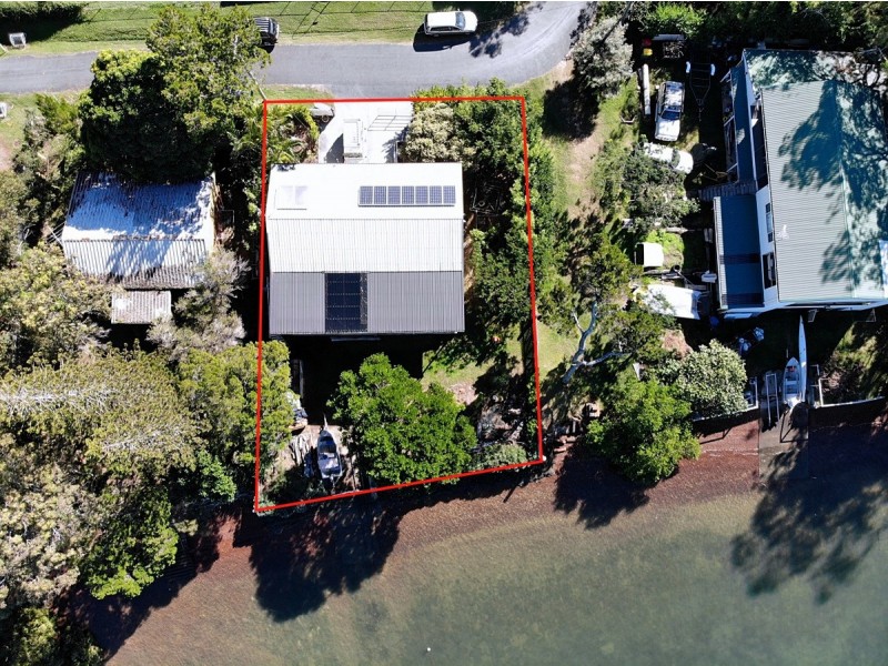16 Browning Street, Russell Island QLD 4184